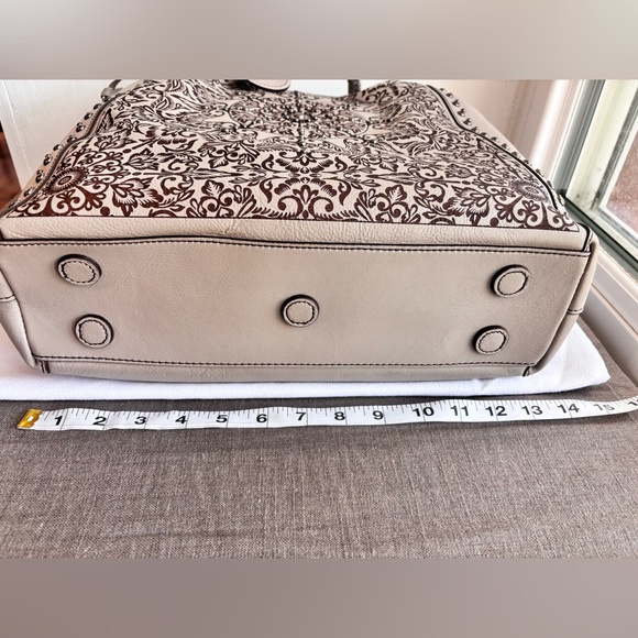 Brighton NWT Ferrara Nova Rafaela Beachwood Soft Leather Tote Boho Chic - Picture 8 of 16